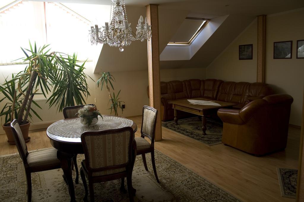 Boutique Penzion Slovenska - Penzion Bella Sicilia Eperjes Szoba fotó