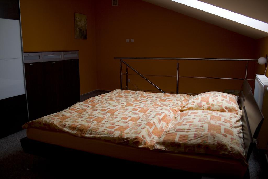 Boutique Penzion Slovenska - Penzion Bella Sicilia Eperjes Szoba fotó